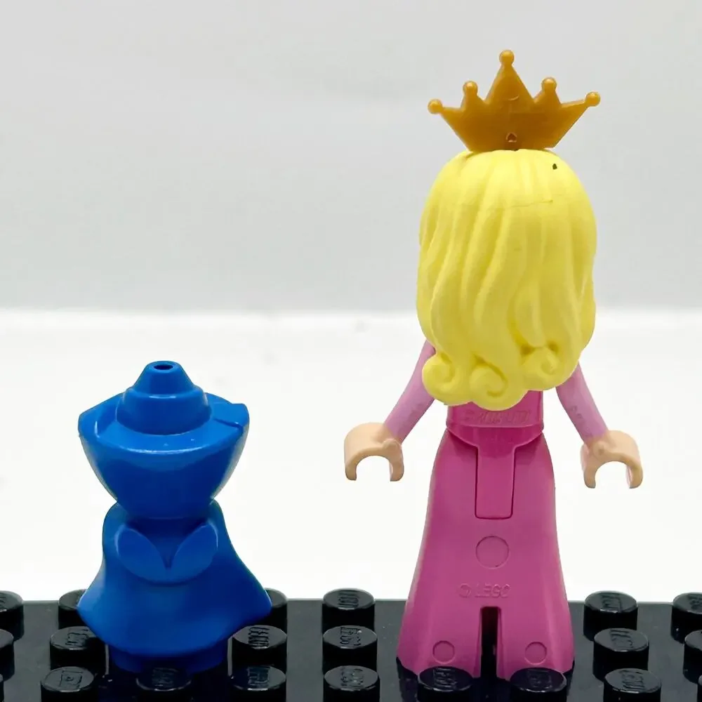 Lego Minifigure Disney Princess Sleeping Beauty & Good Fairy Merryweather 41152